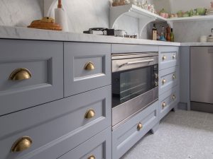 20 Stunning Dark Kitchen Ideas